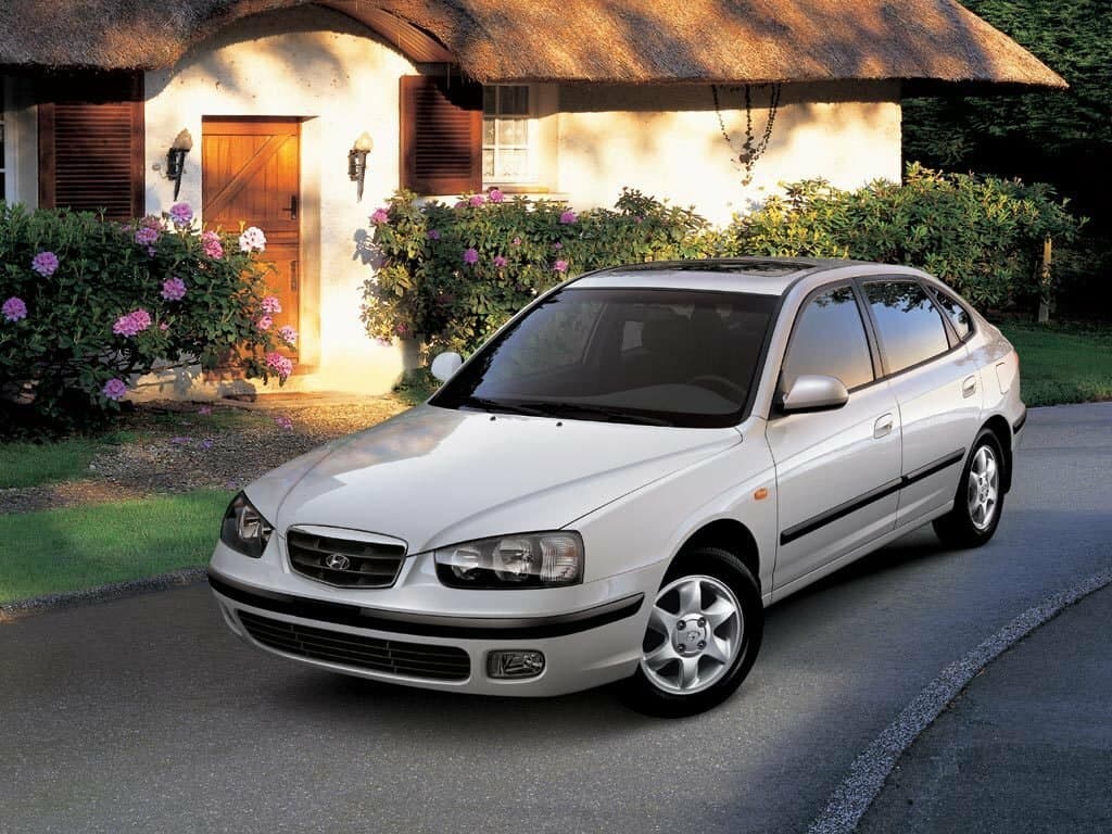 Hyundai Avante III Лифтбек