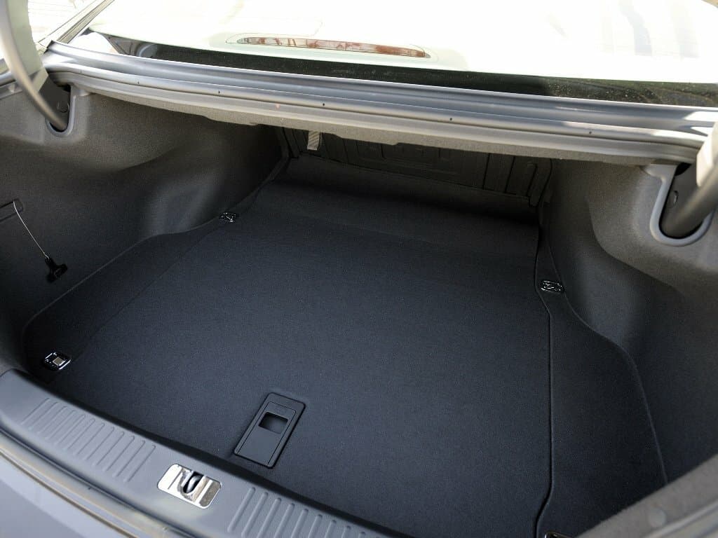 Hyundai Equus II Рестайлинг Седан, фото 16