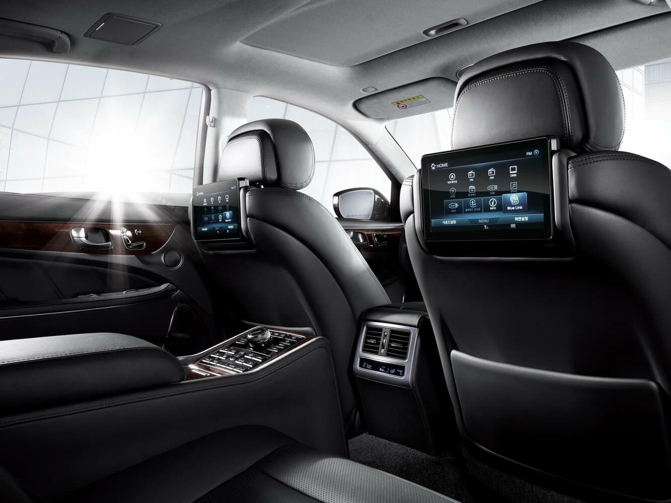 Hyundai Equus II Рестайлинг Седан, фото 12