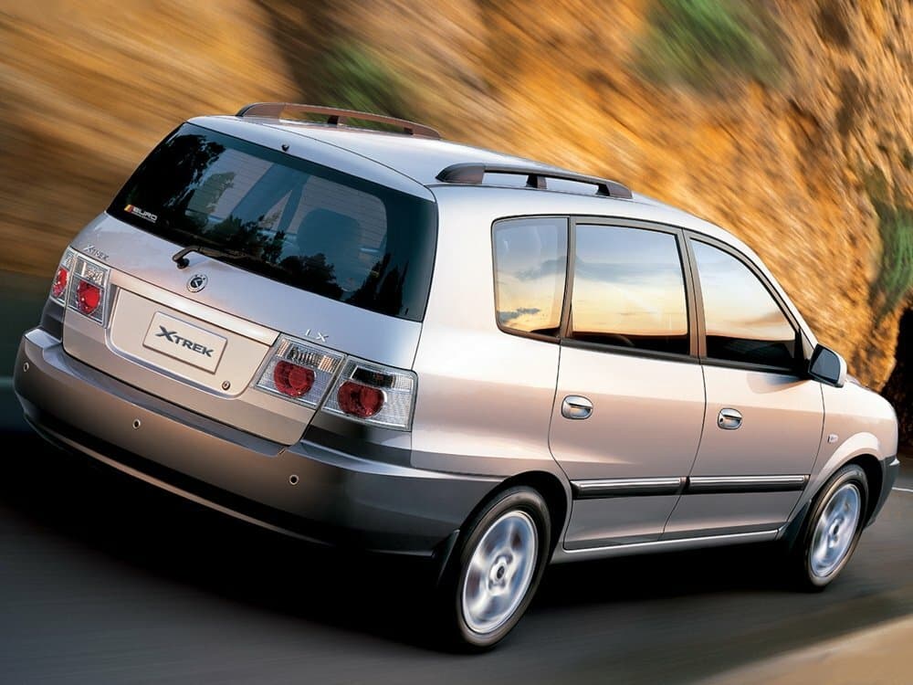 Kia X-Trek  Компактвэн, фото 3