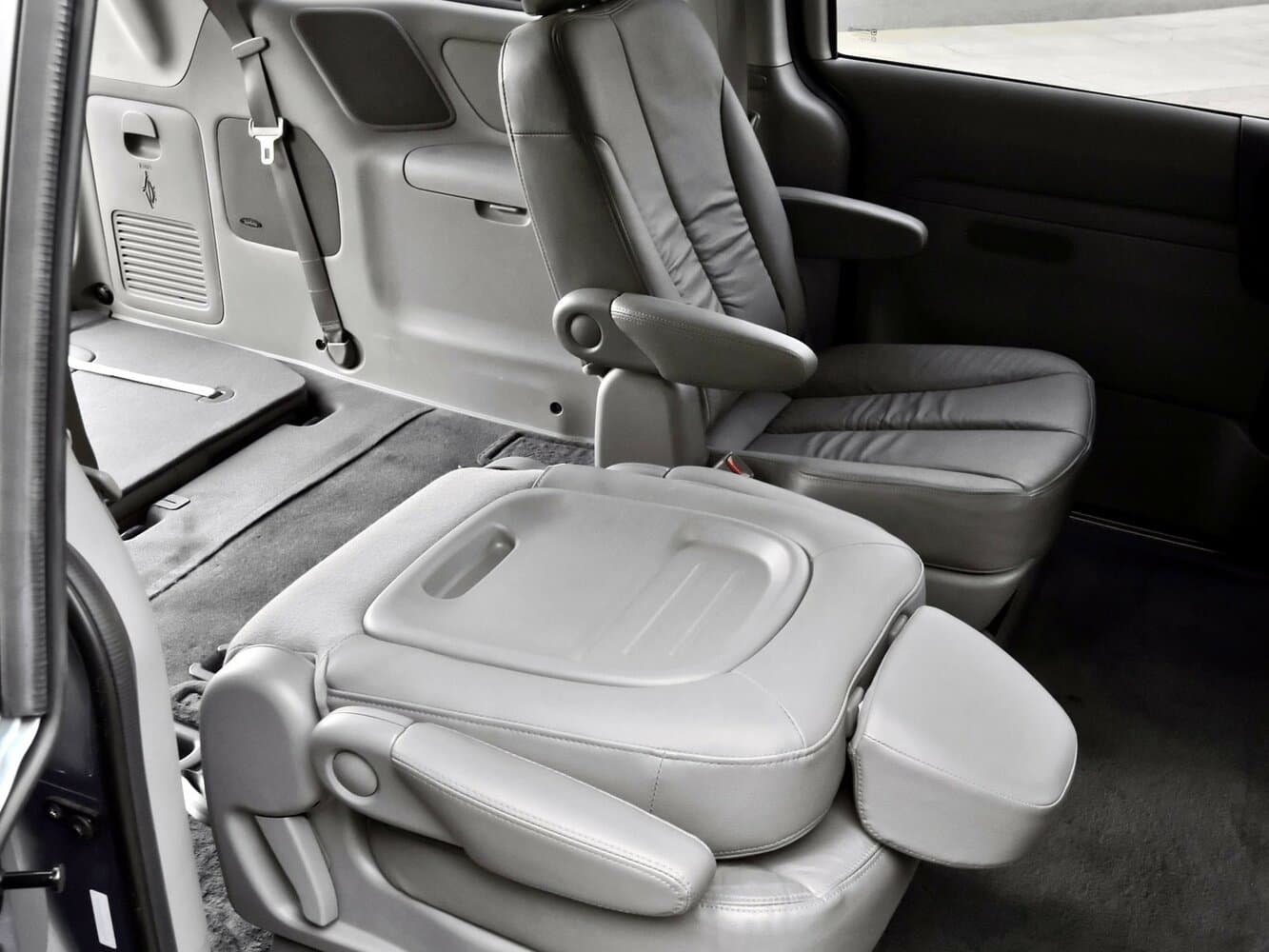 Kia Sedona II Рестайлинг Минивэн SWB, фото 9