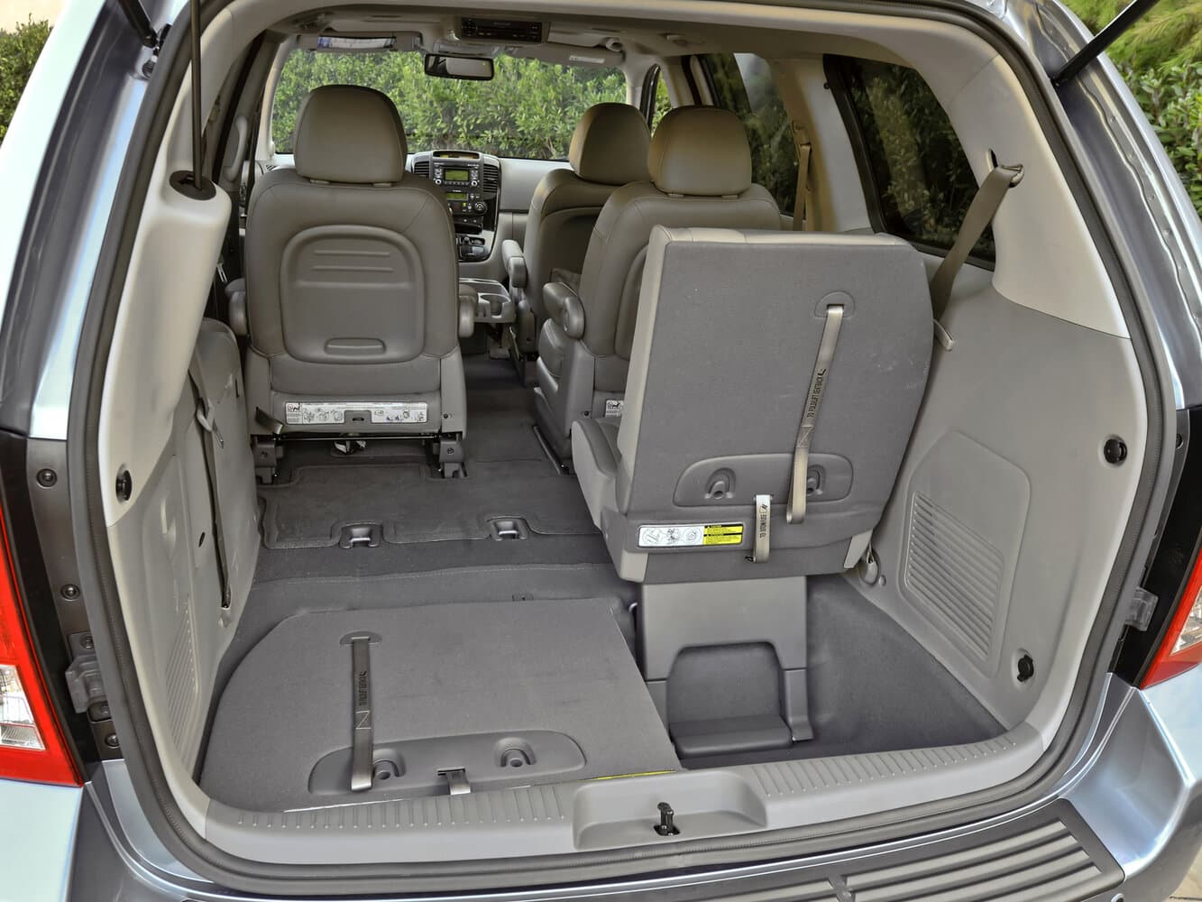 Kia Sedona II Рестайлинг Минивэн LWB, фото 8