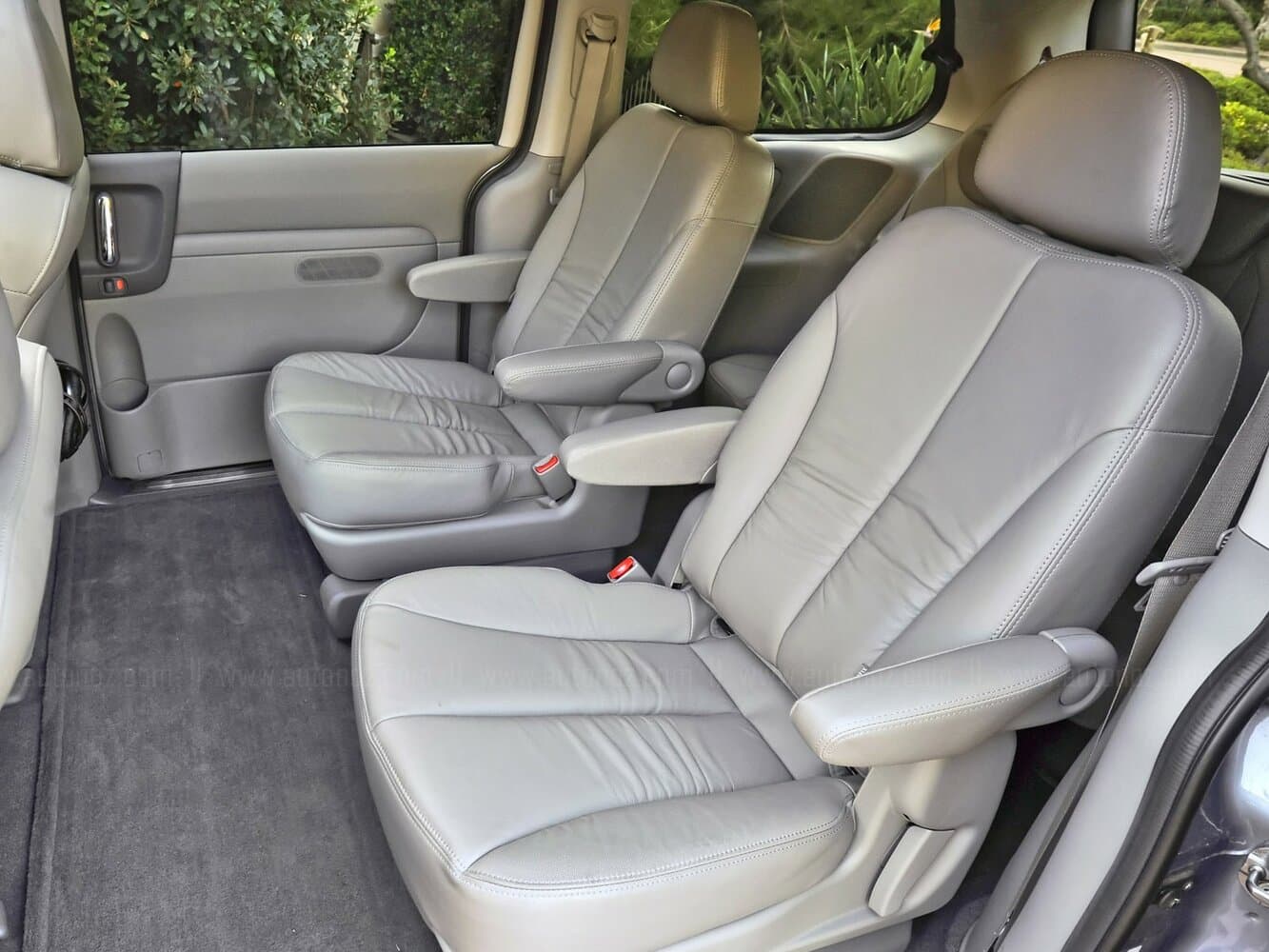 Kia Sedona II Рестайлинг Минивэн LWB, фото 6