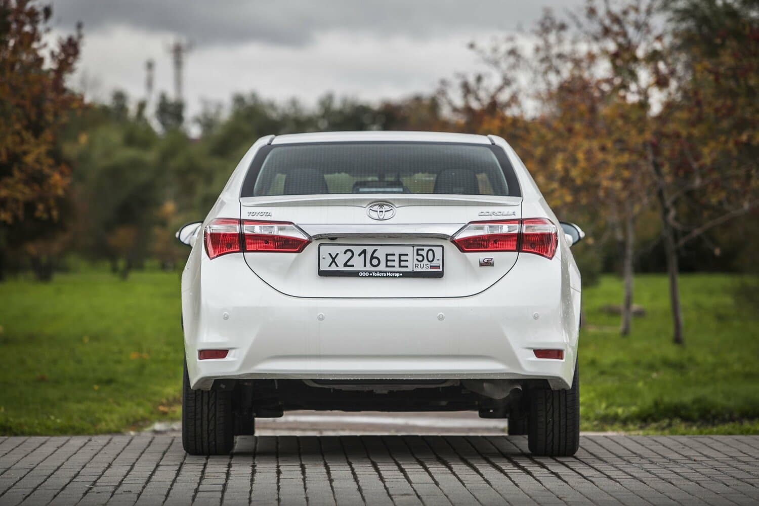 Toyota Corolla XI (E160, E170, E180) Седан, фото 18