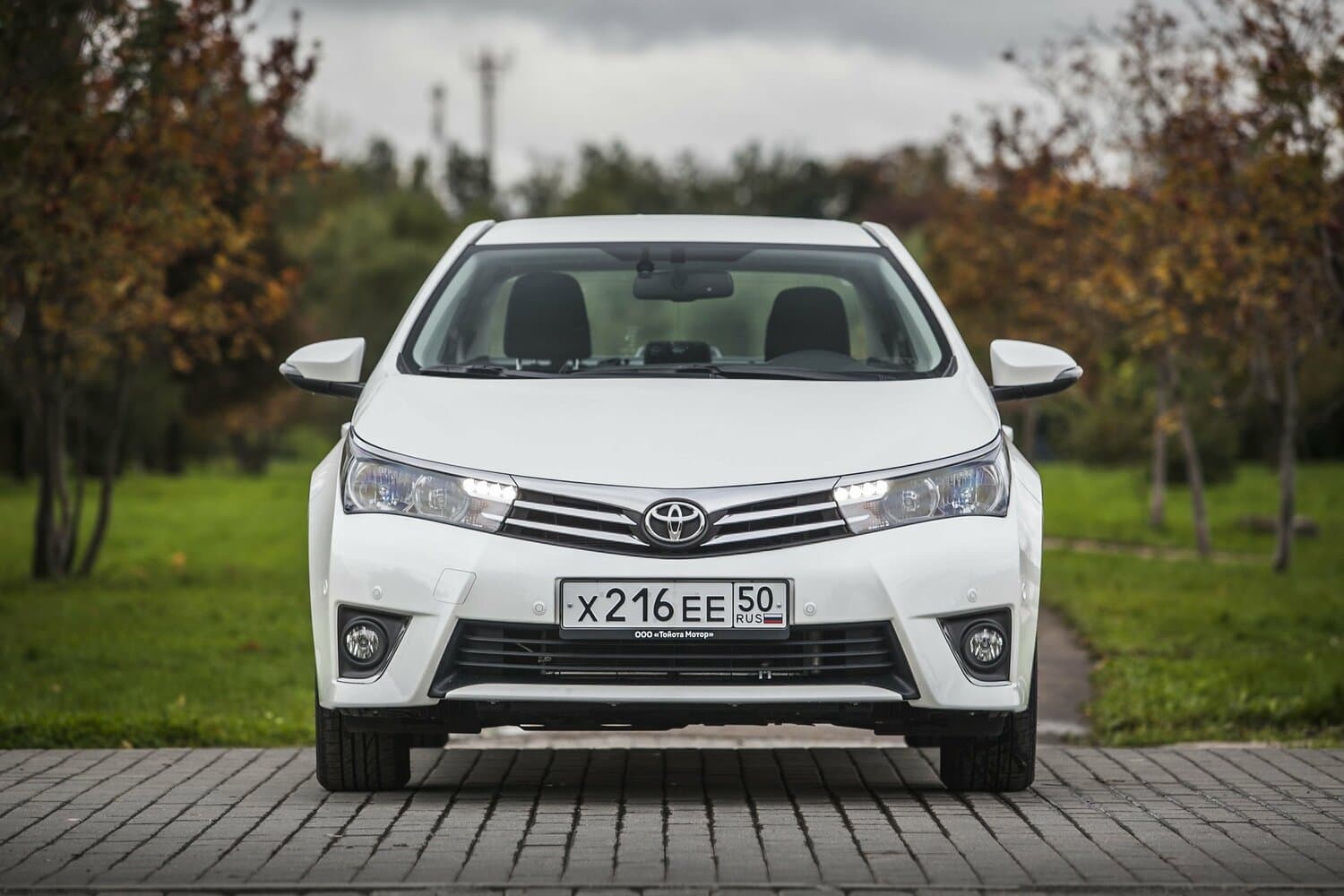Toyota Corolla XI (E160, E170, E180) Седан, фото 17
