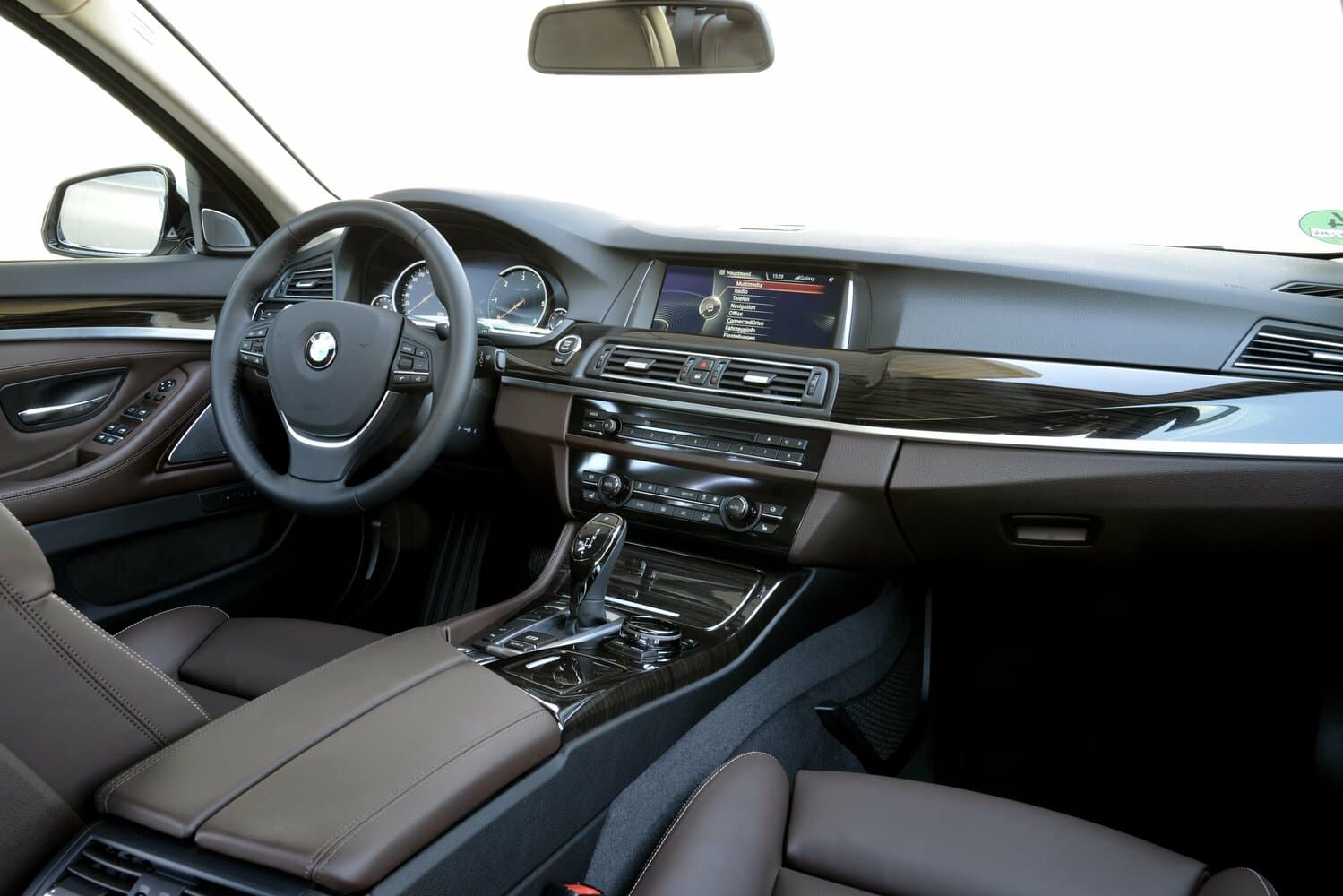 BMW 5 series VI (F10/F11/F07) Рестайлинг Седан, фото 7