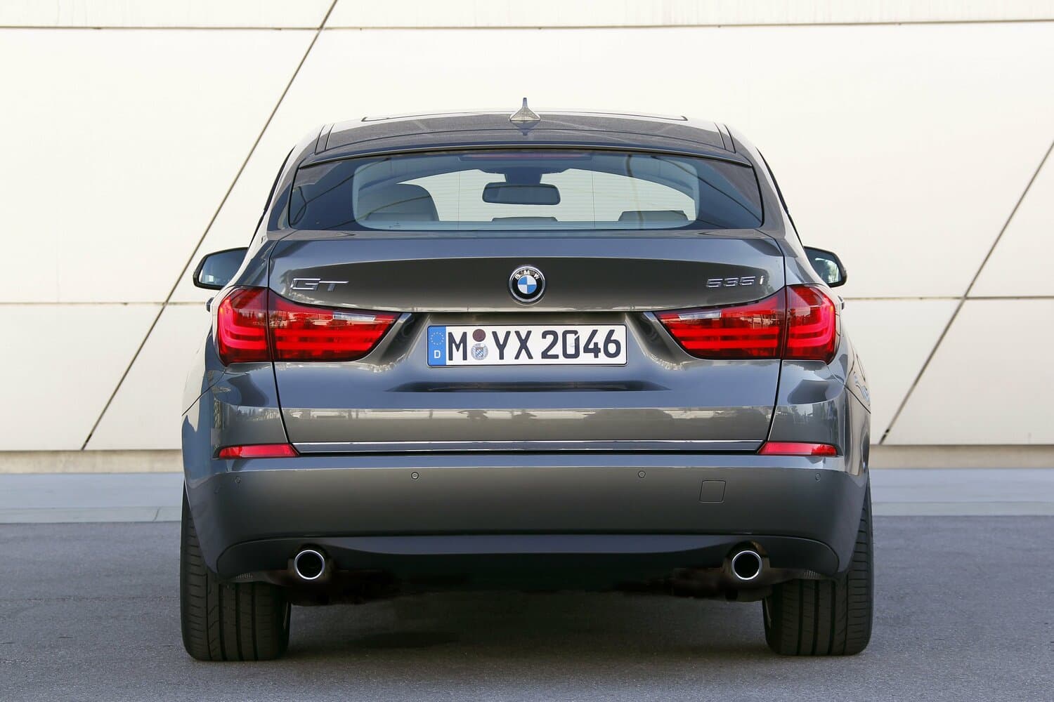 BMW 5 series VI (F10/F11/F07) Рестайлинг Лифтбек Gran Turismo, фото 4