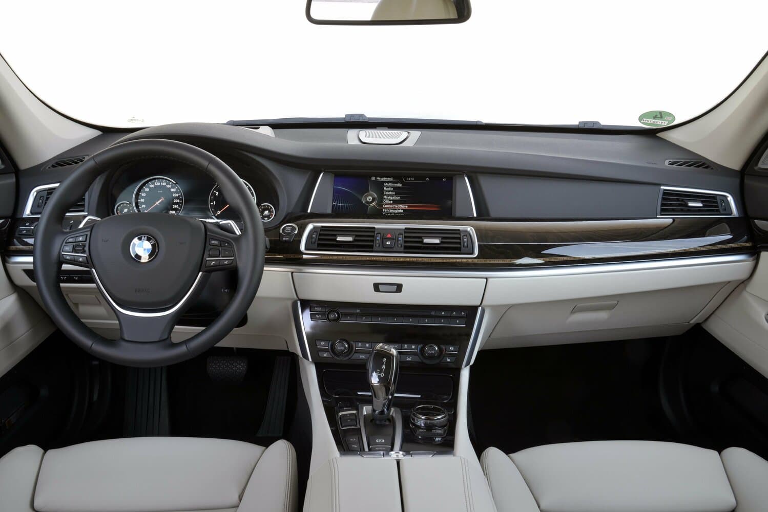 BMW 5 series VI (F10/F11/F07) Рестайлинг Лифтбек Gran Turismo, фото 6