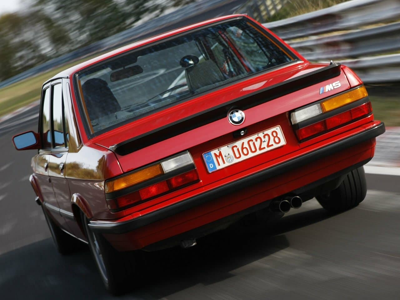 BMW M5 I (E28) Седан, фото 4