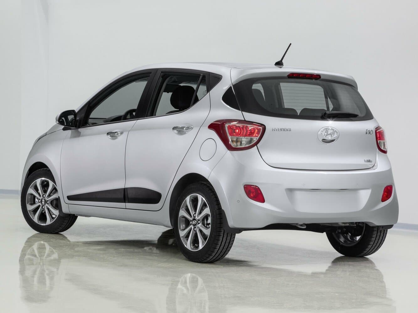Hyundai i10 II Хэтчбек 5 дв., фото 5