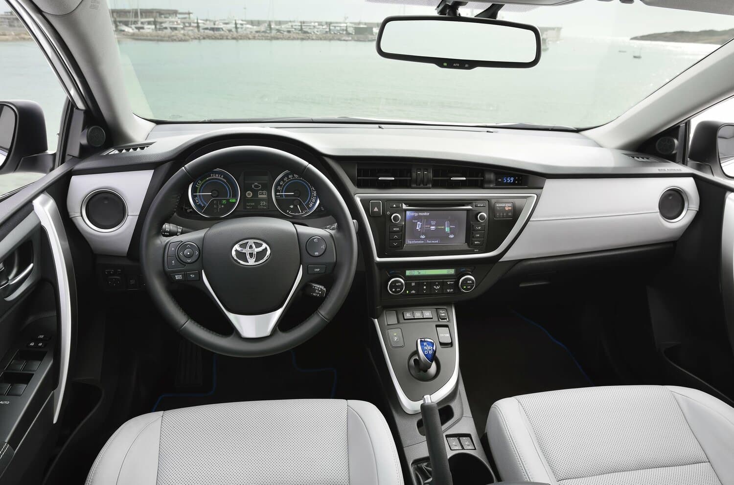 Toyota Auris II Универсал 5 дв., фото 6