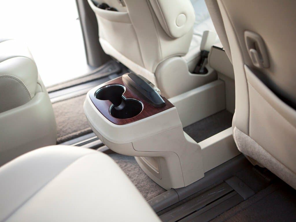 Toyota Sienna III Минивэн, фото 13
