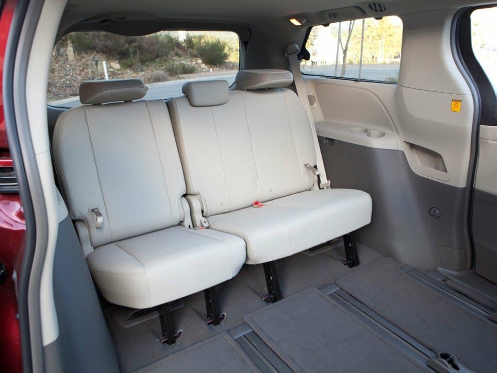 Toyota Sienna III Минивэн, фото 10