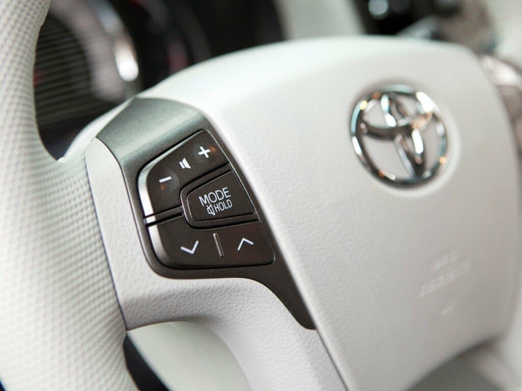 Toyota Sienna III Минивэн, фото 8