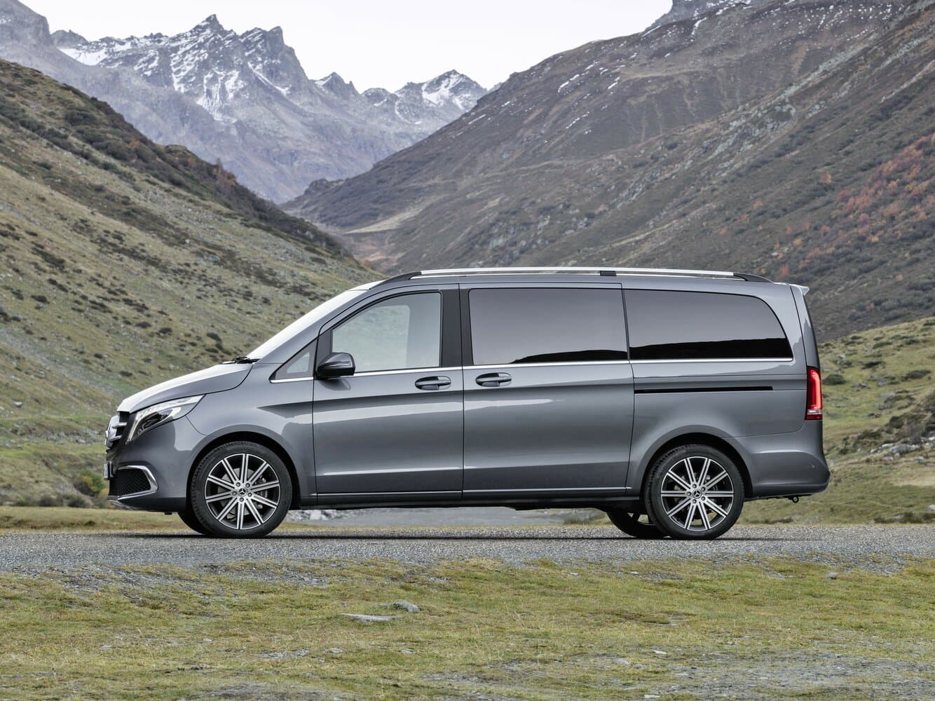 Mercedes-Benz V-Class III (W447) Рестайлинг Минивэн Long, фото 2