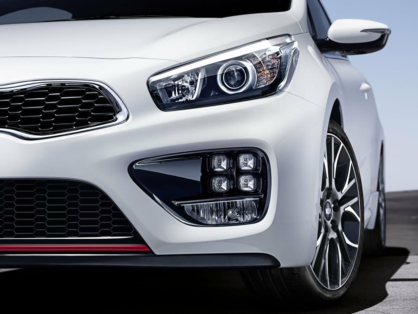 Kia Ceed GT I Хэтчбек 3 дв., фото 13