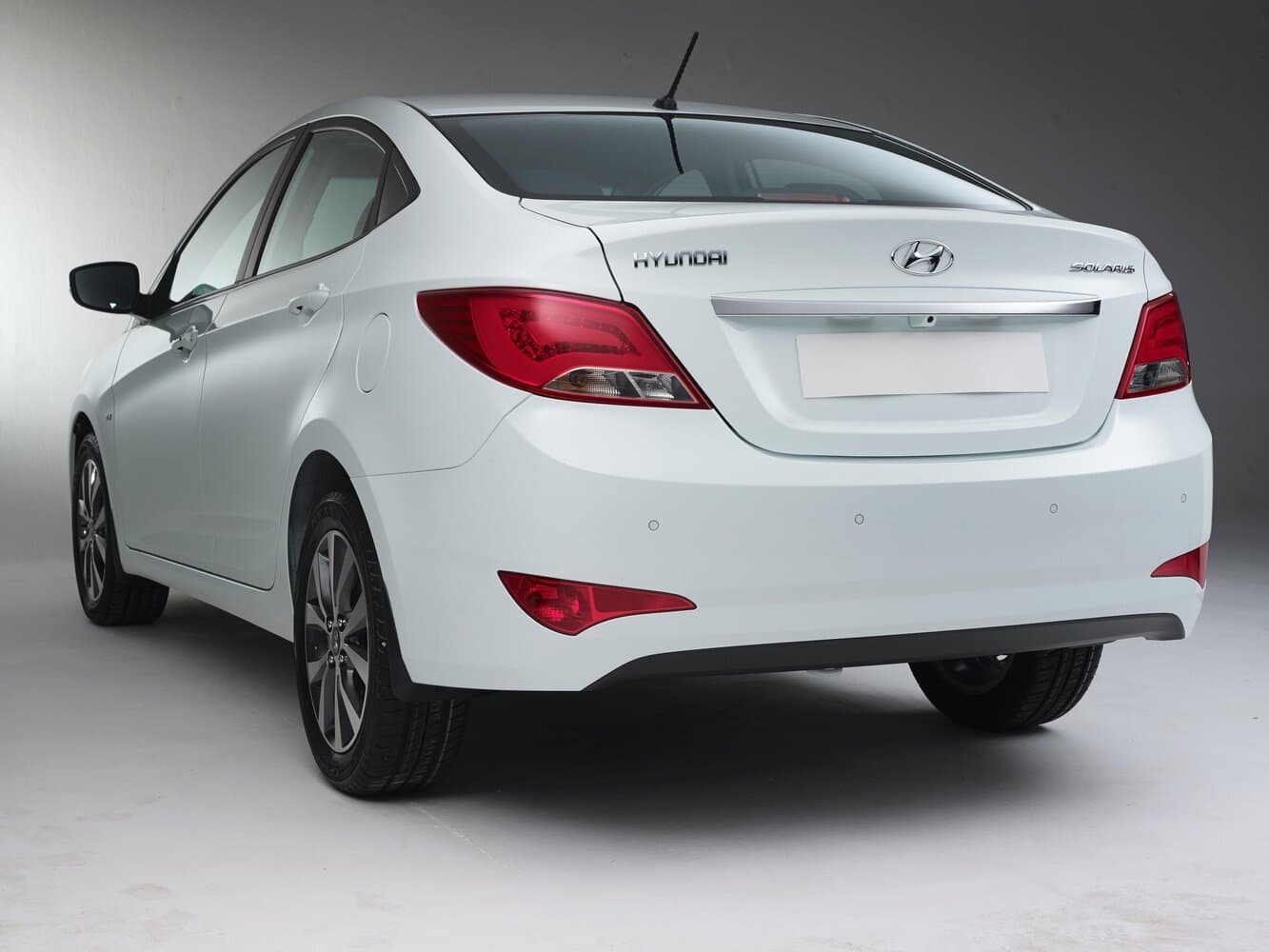 Hyundai Solaris I Рестайлинг Седан, фото 2