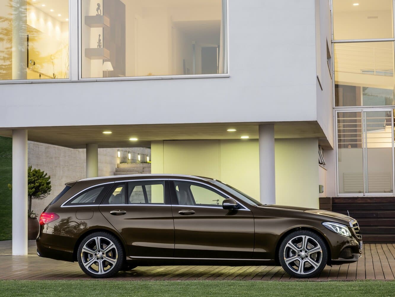 Mercedes-Benz C-Class IV (W205) Универсал 5 дв., фото 2