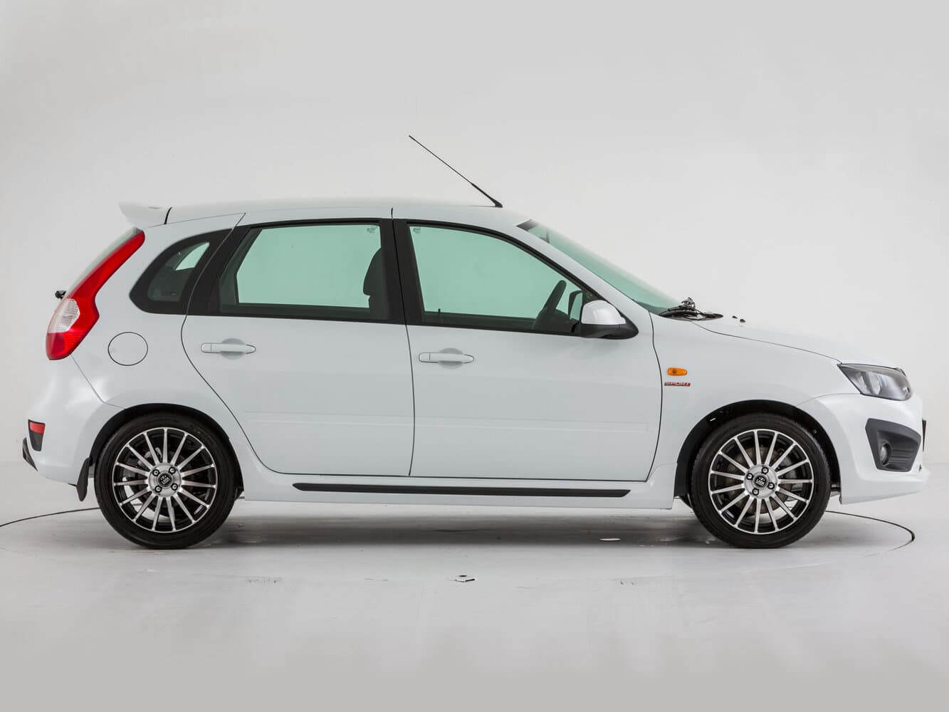 Lada (ВАЗ) Kalina II Хэтчбек 5 дв. Sport, фото 2