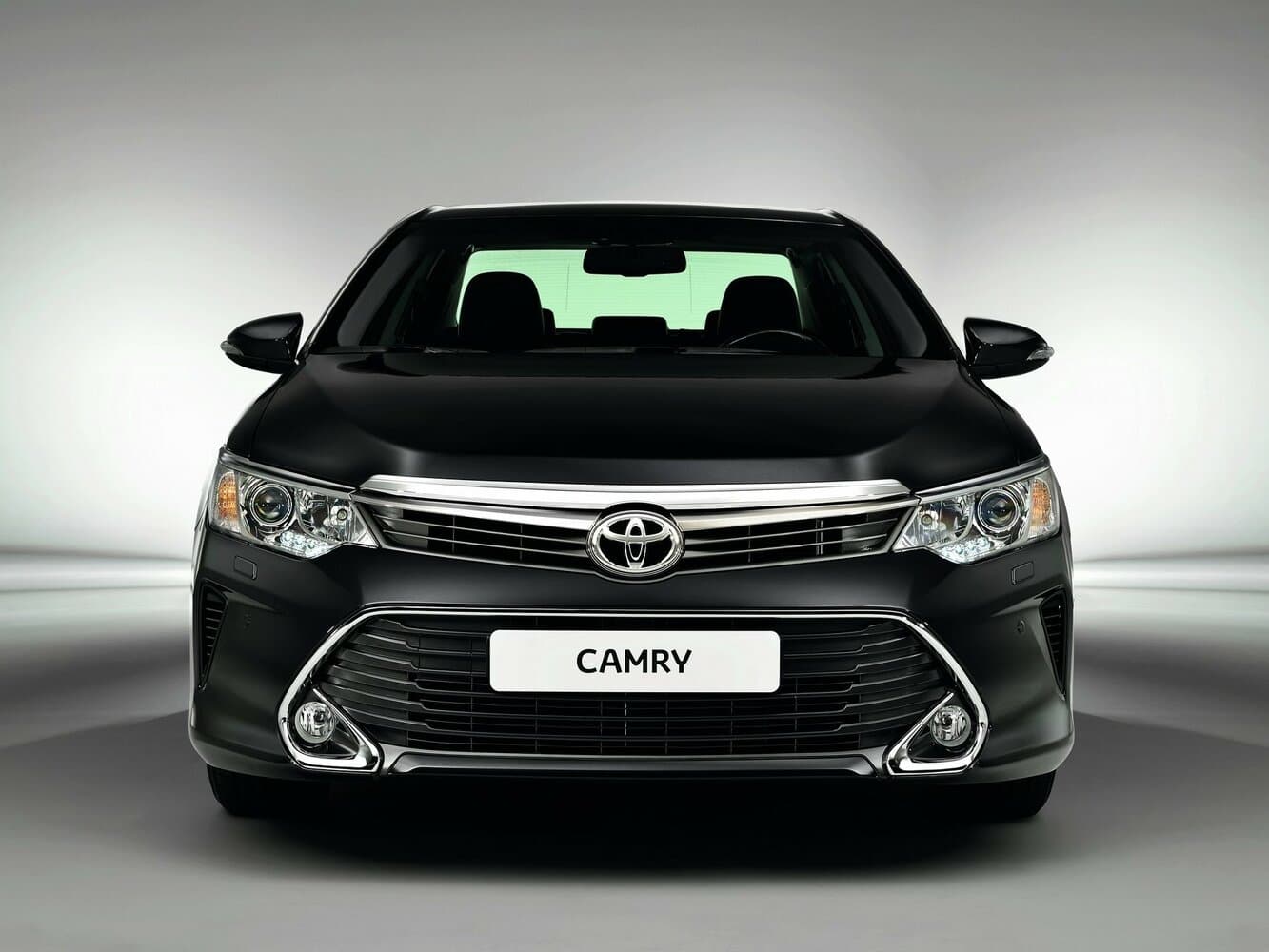 Toyota Camry VII (XV50) Рестайлинг Седан, фото 3