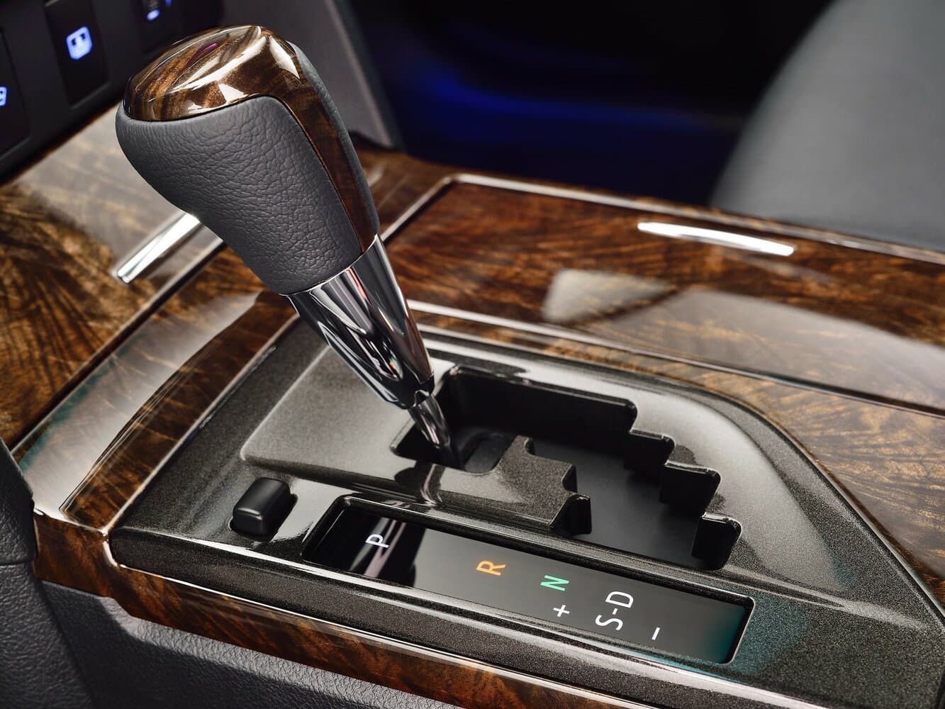 Toyota Camry VII (XV50) Рестайлинг Седан, фото 13