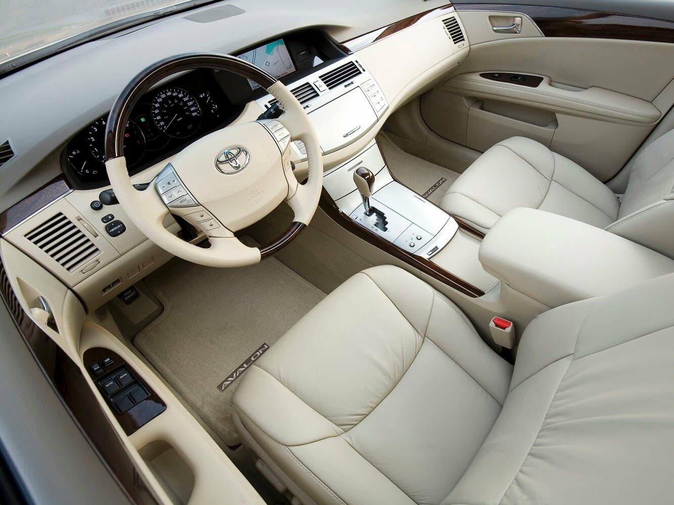 Toyota Avalon III Рестайлинг Седан, фото 6