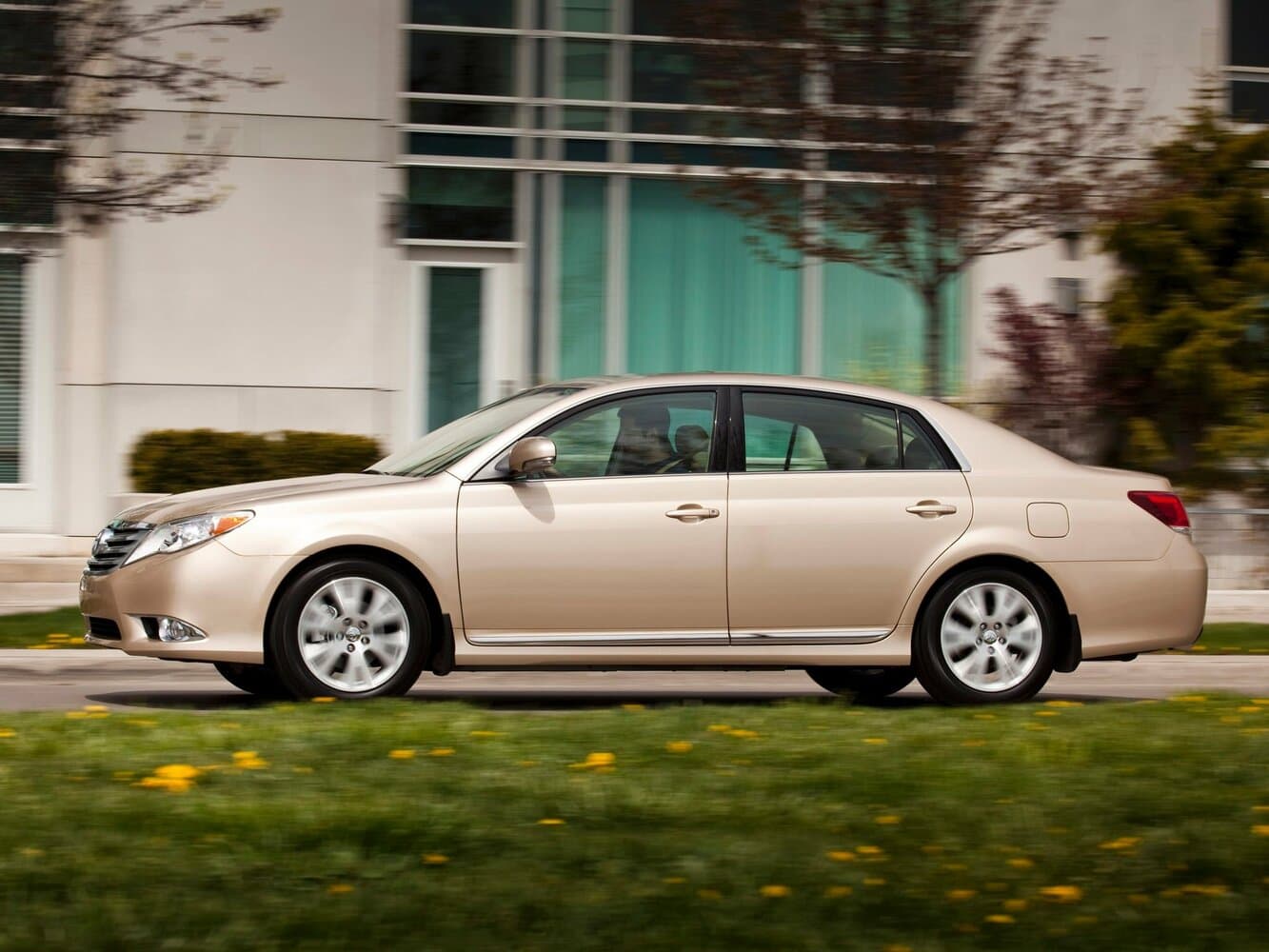 Toyota Avalon III Рестайлинг 2 Седан, фото 2