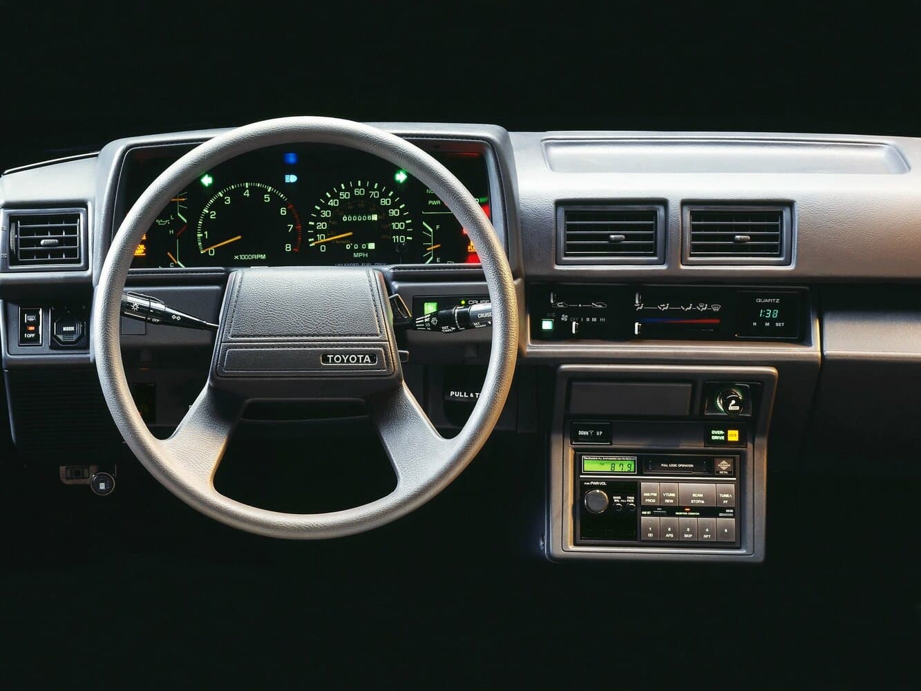 Toyota 4Runner I Внедорожник 3 дв., фото 4