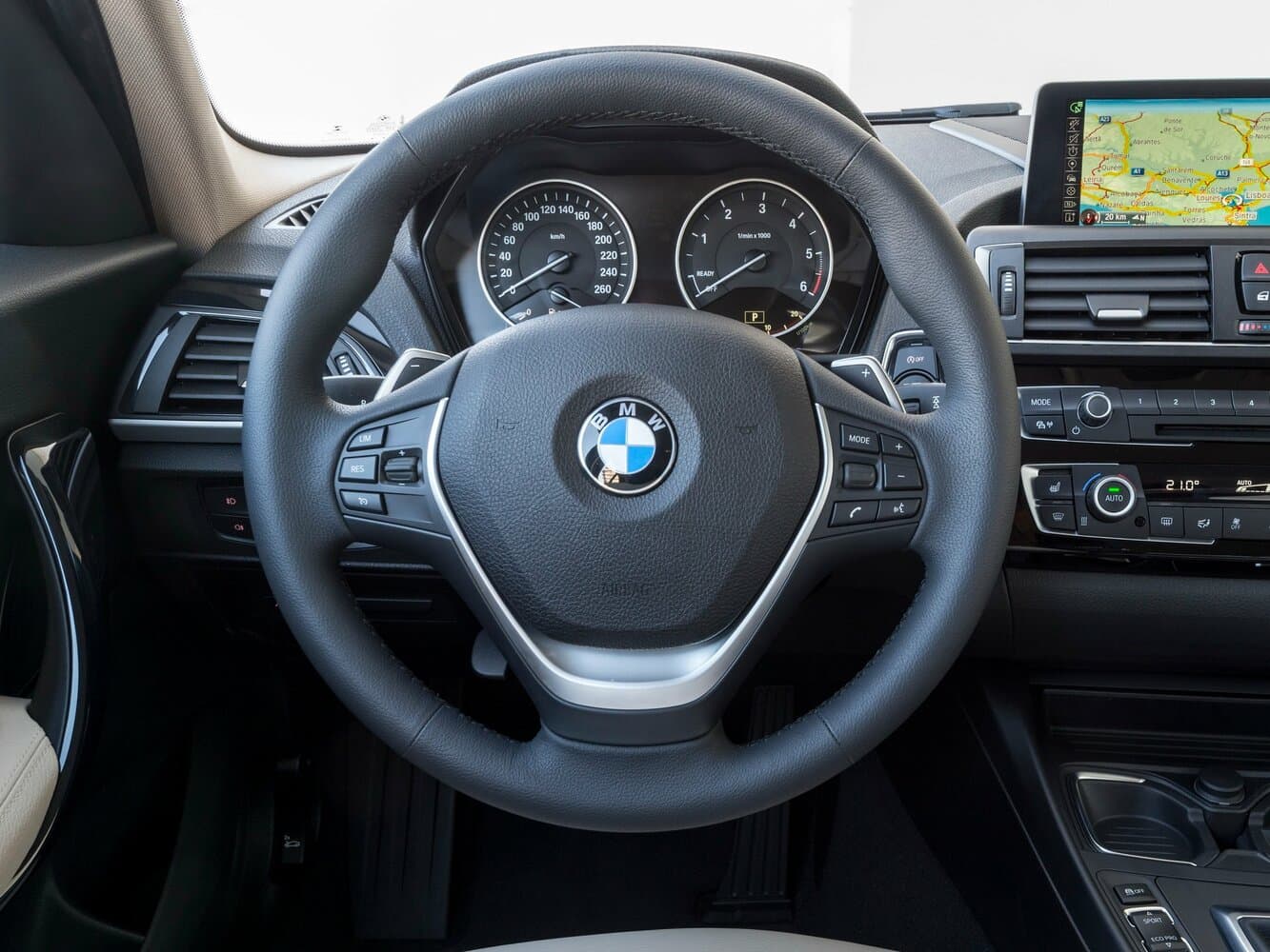 BMW 1 series II (F20/F21) Рестайлинг Хэтчбек 5 дв., фото 9