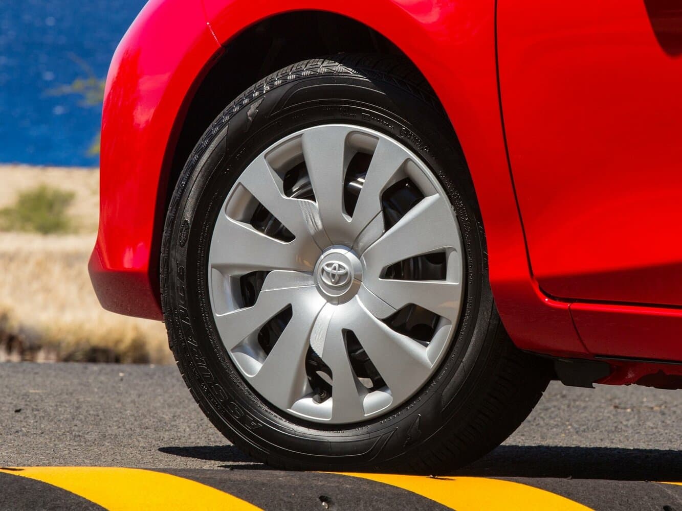 Toyota Yaris III Рестайлинг Хэтчбек 3 дв., фото 12