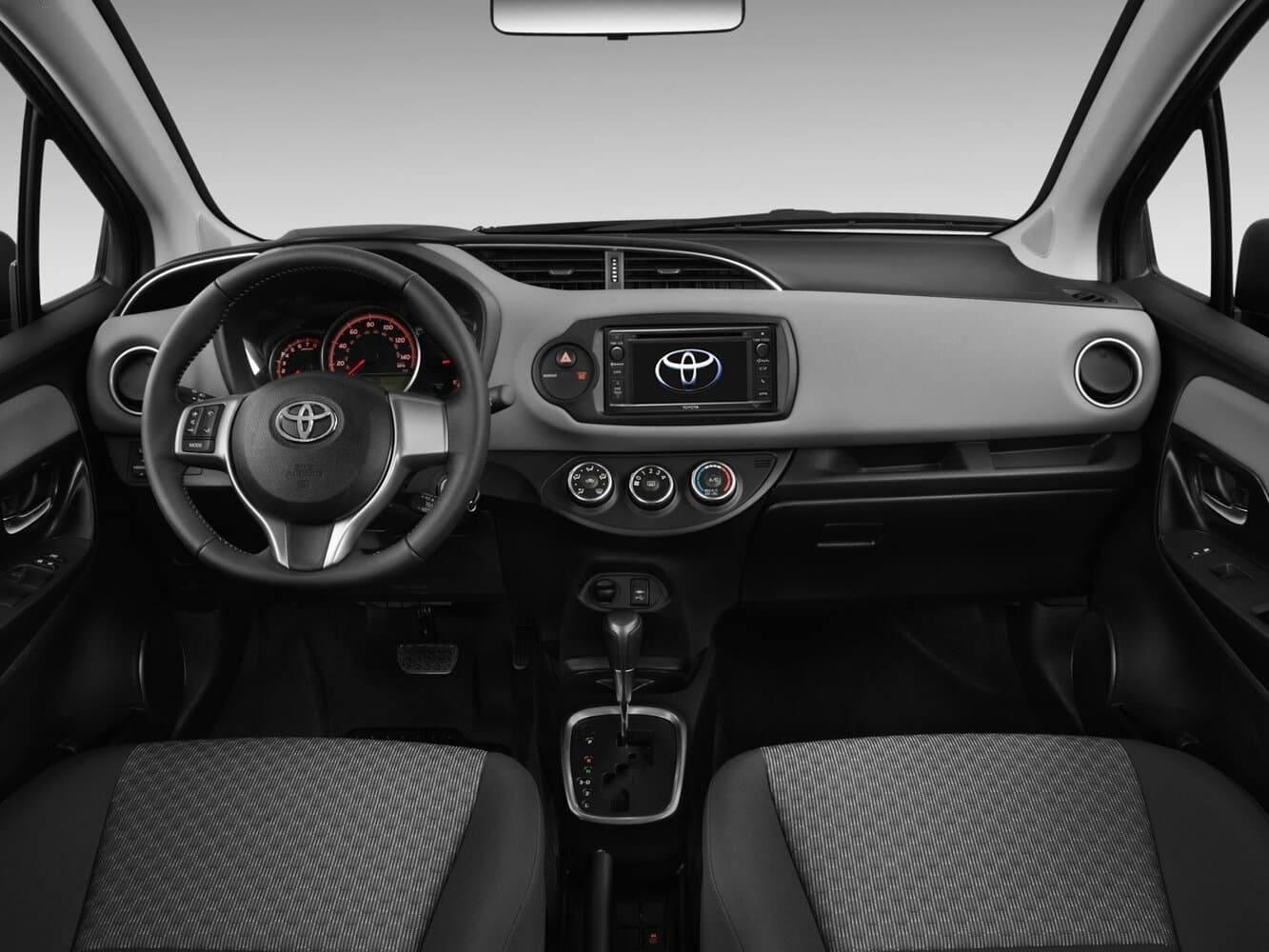 Toyota Yaris III Рестайлинг Хэтчбек 3 дв., фото 5