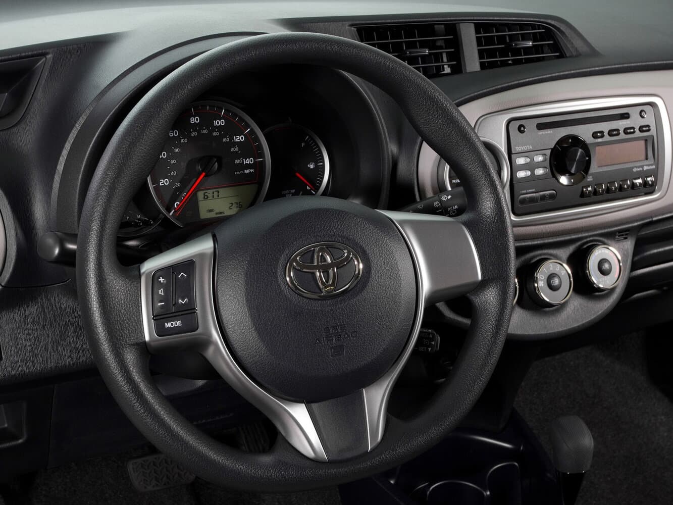 Toyota Yaris III Хэтчбек 3 дв., фото 8