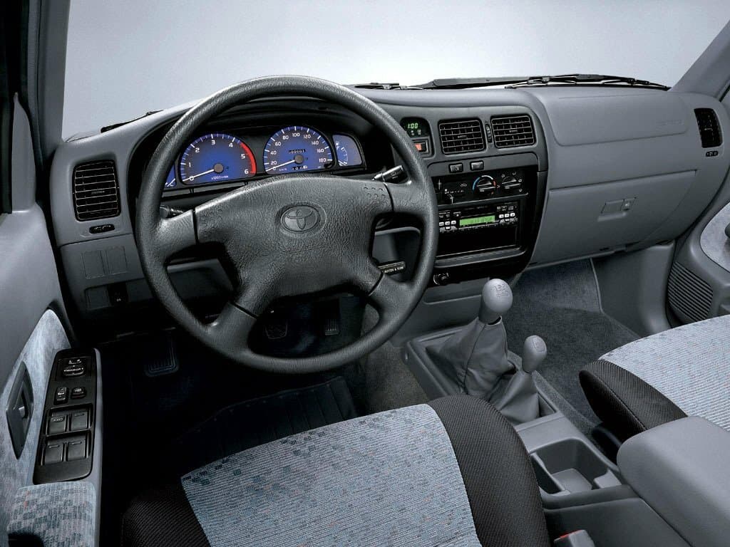 Toyota Hilux VI Рестайлинг Пикап Двойная кабина Double Cab, фото 4