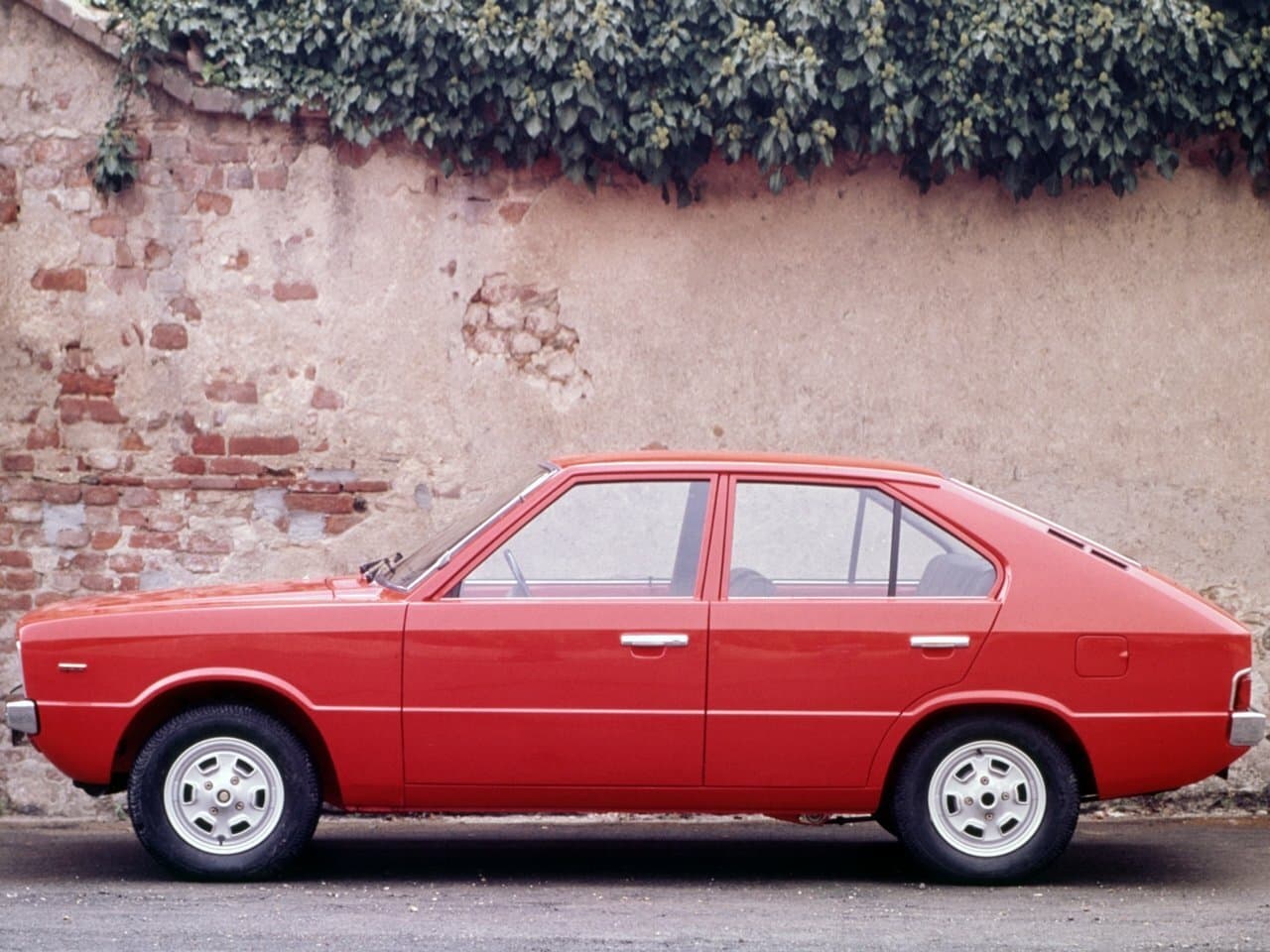 Hyundai Pony I Хэтчбек 5 дв., фото 2