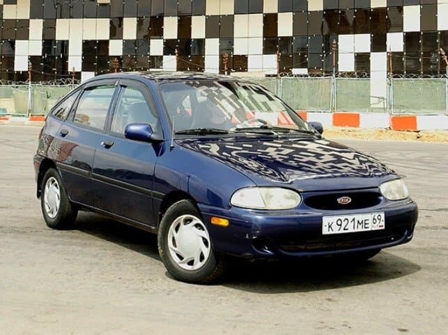 Kia Avella  Хэтчбек 5 дв.