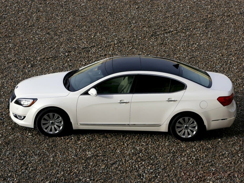 Kia Cadenza I Седан, фото 2