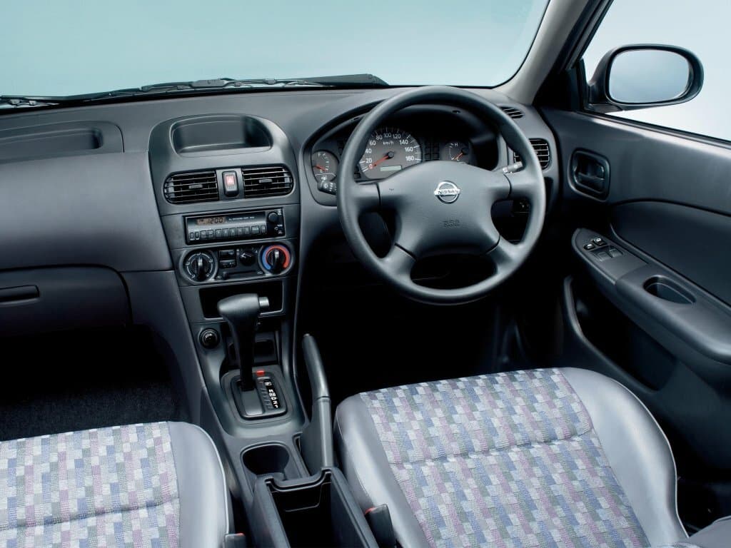 Nissan AD