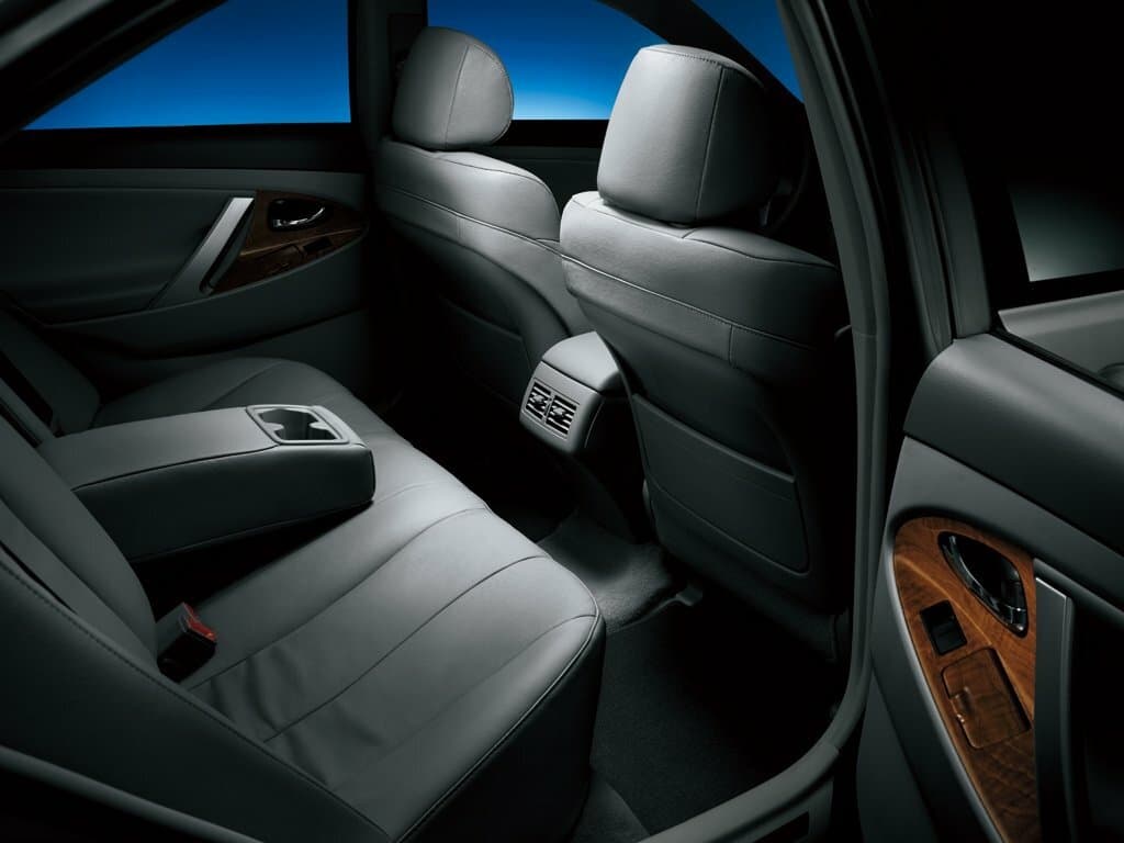 Toyota Aurion I Седан, фото 7
