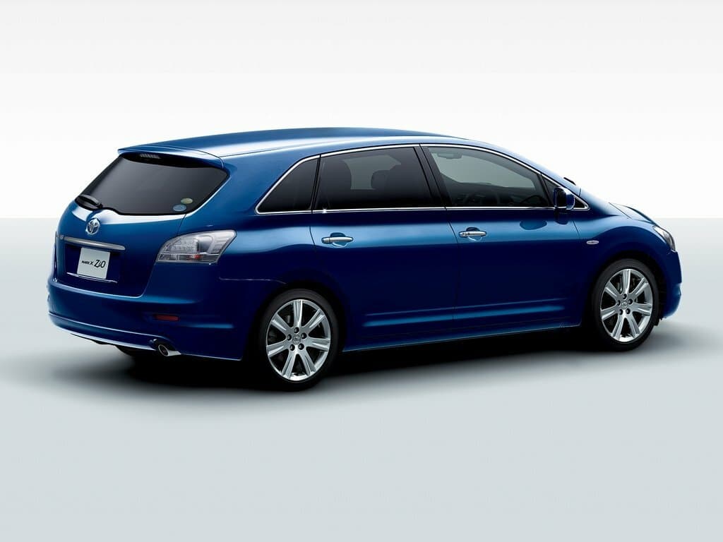 Toyota Mark X ZiO  Компактвэн, фото 4