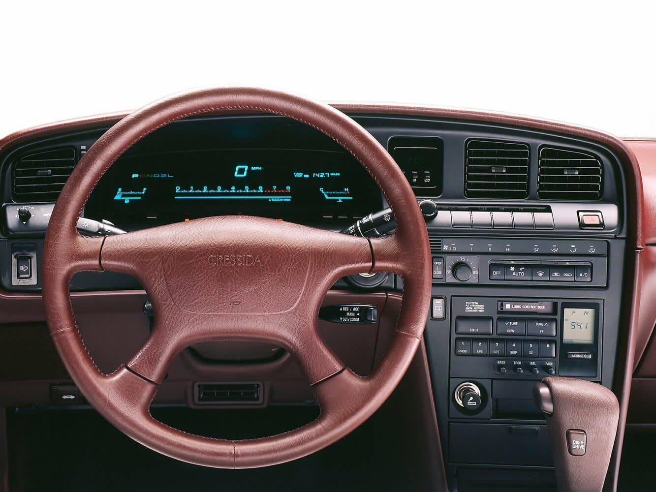 Toyota Cressida IV (X80) Седан, фото 4