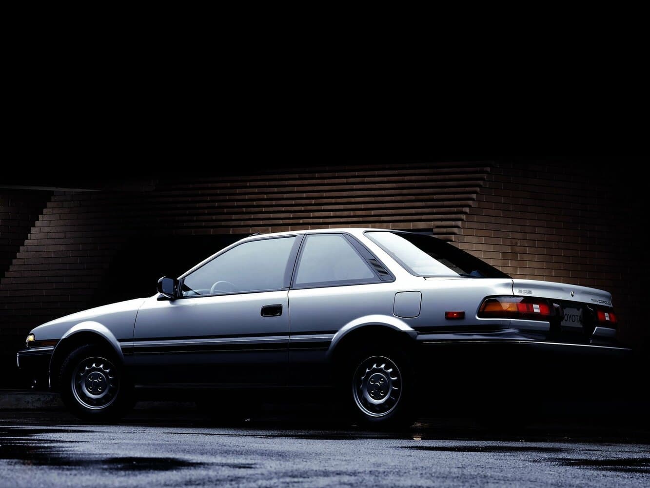 Toyota Corolla VI (E90) Купе, фото 4