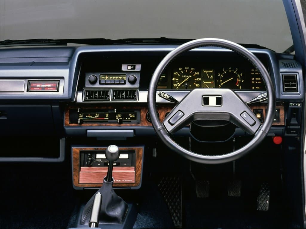 Toyota Corolla IV (E70) Лифтбек, фото 3