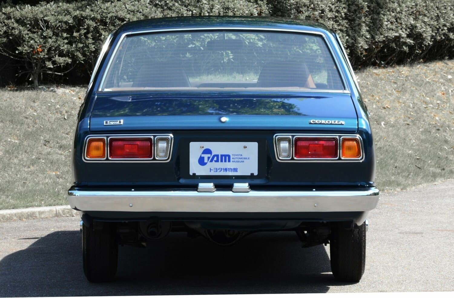 Toyota Corolla III (E30, E40, E50, E60) Седан, фото 3