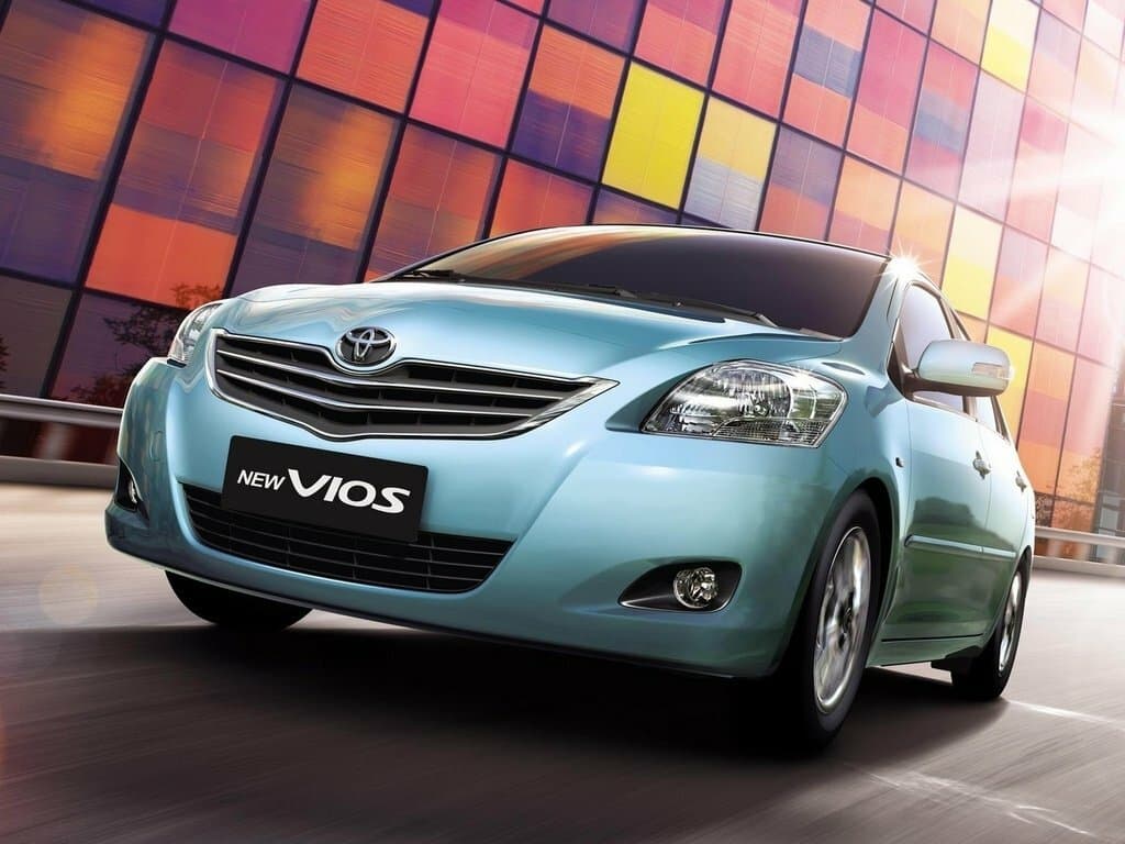 Toyota Vios II Седан, фото 2