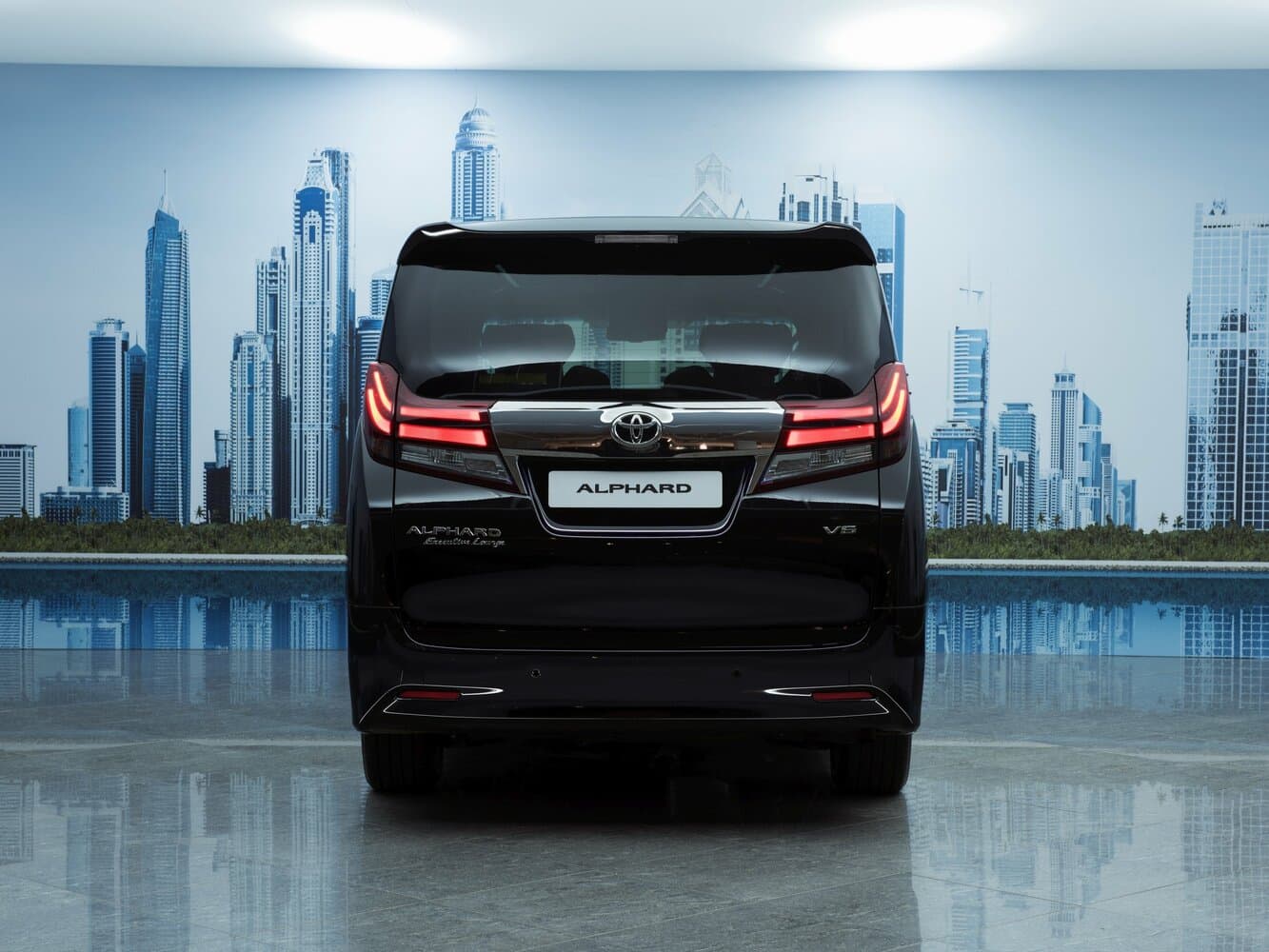 Toyota Alphard III Минивэн, фото 4