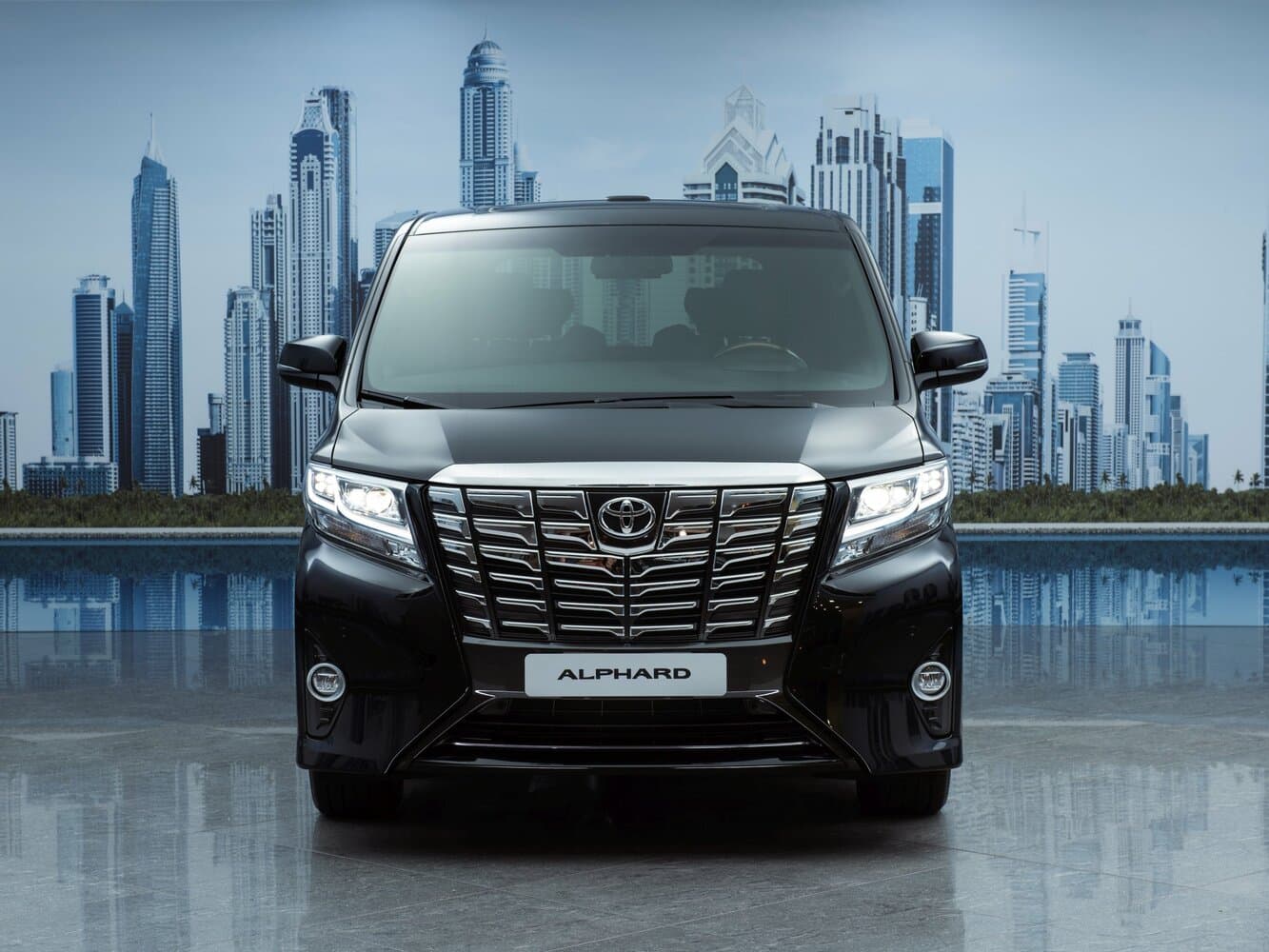 Toyota Alphard III Минивэн, фото 3