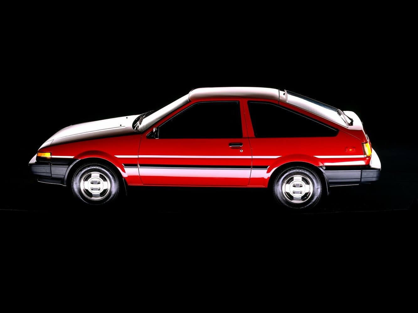 Toyota Corolla V (E80) Лифтбек, фото 2