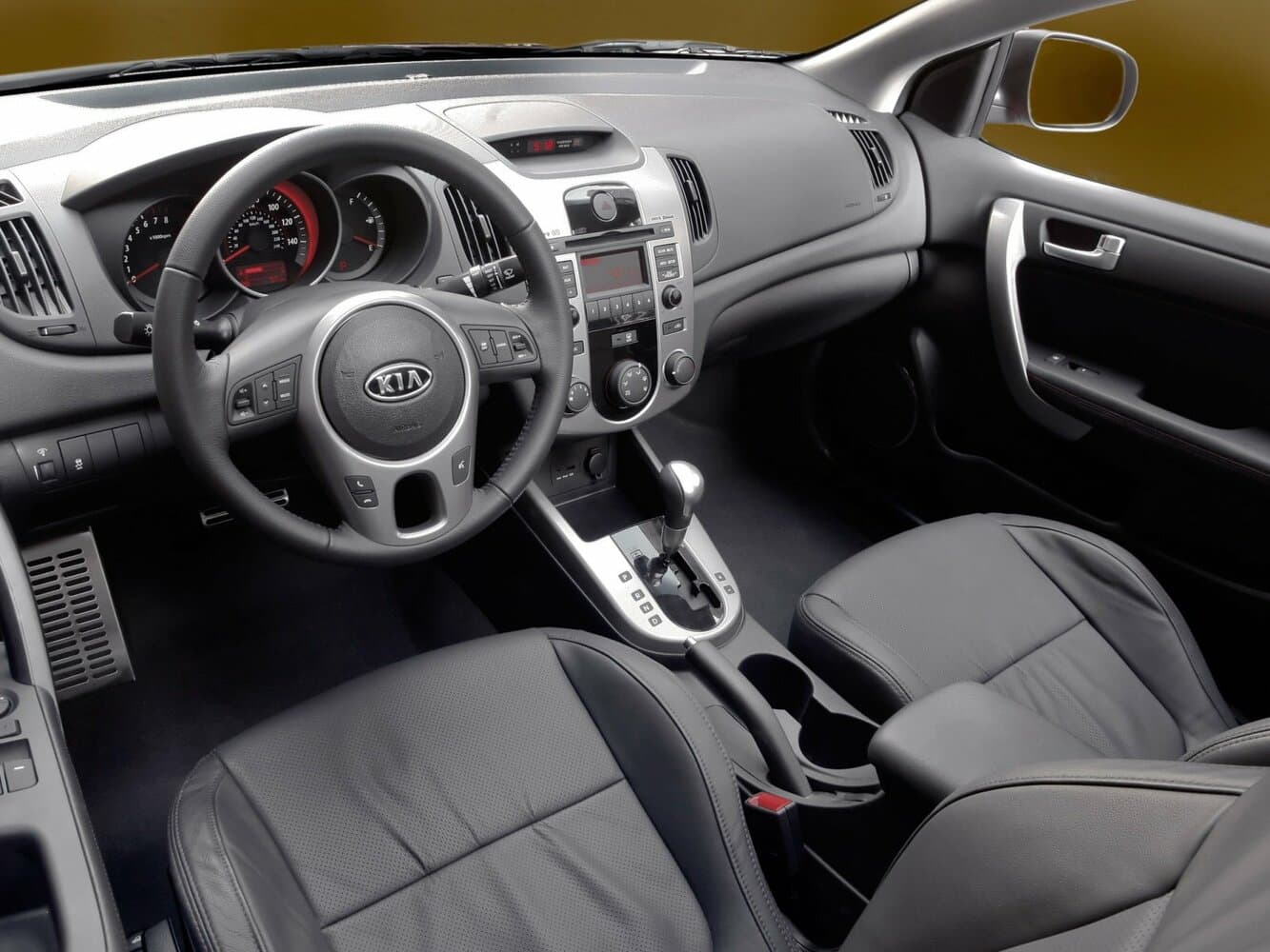 Kia Forte I Купе, фото 4