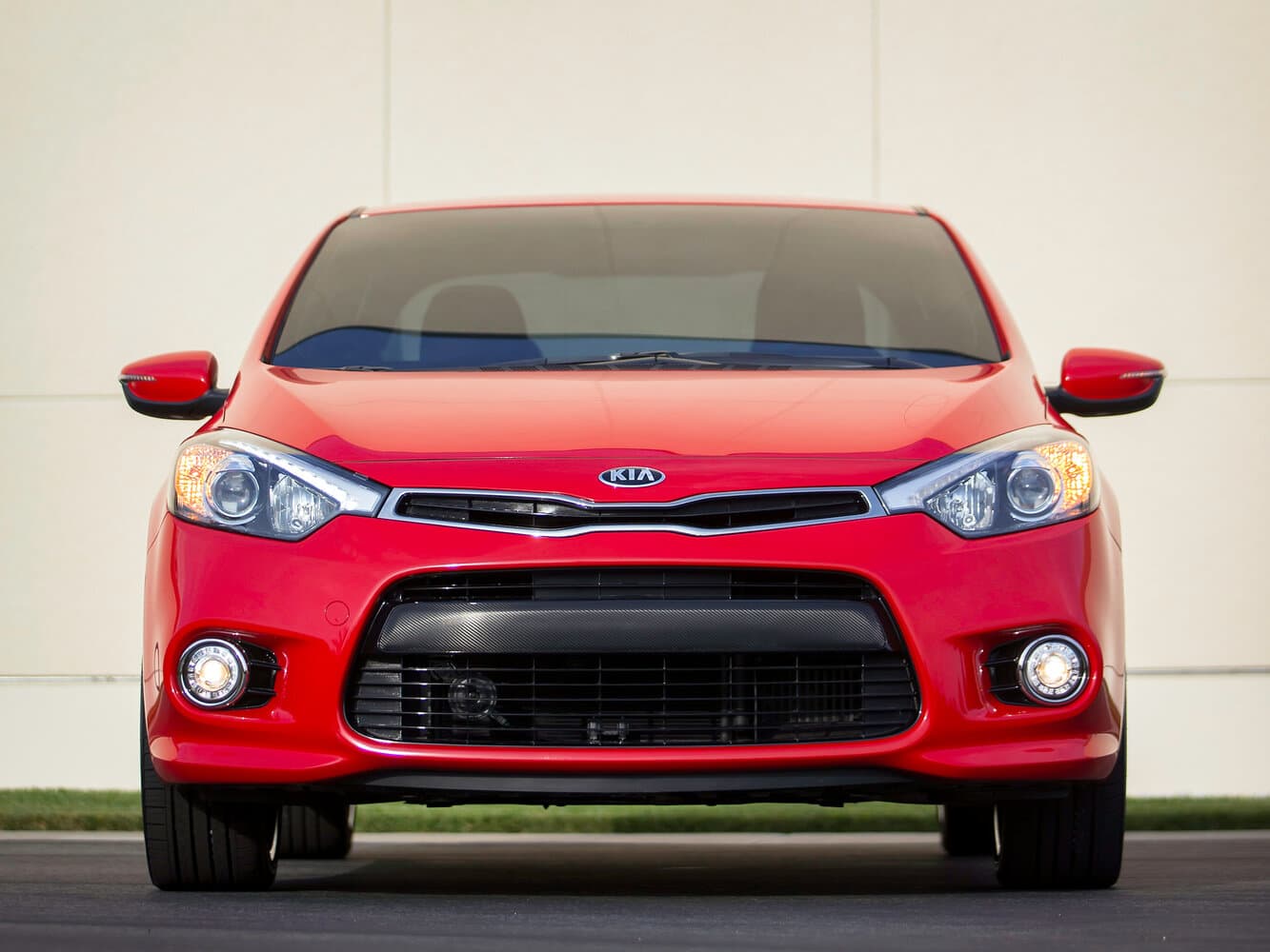 Kia Forte II Купе, фото 3