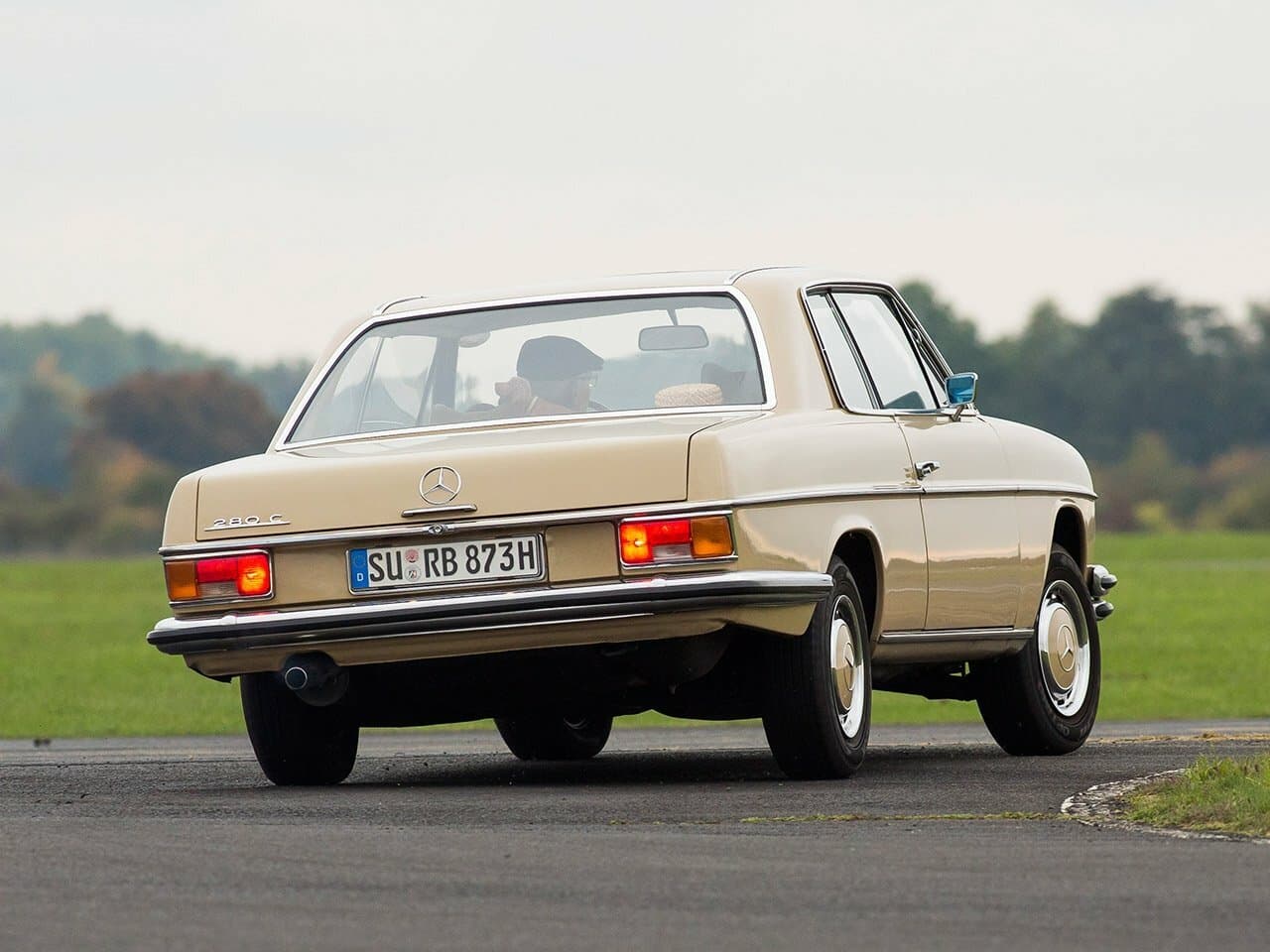 Mercedes-Benz W114  Купе, фото 4